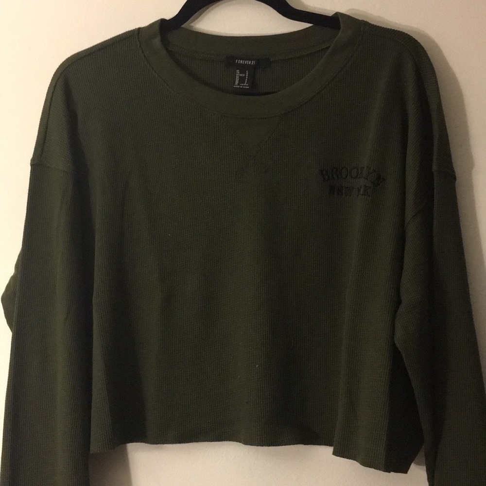 NWOT olive green “Brooklyn” cropped thermal